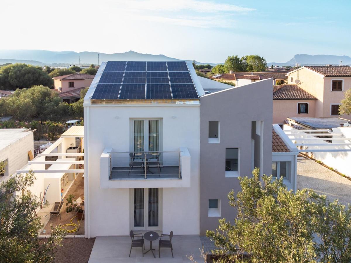 Villa Est San Teodoro  Buitenkant foto